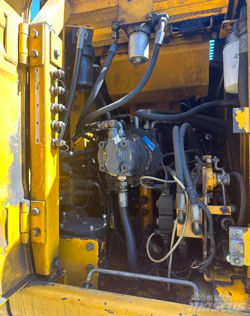 JCB JS 145 W Pelle sur pneus