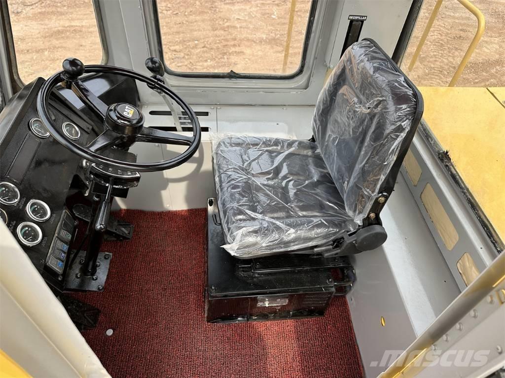 CAT 966 C Chargeuse sur pneus