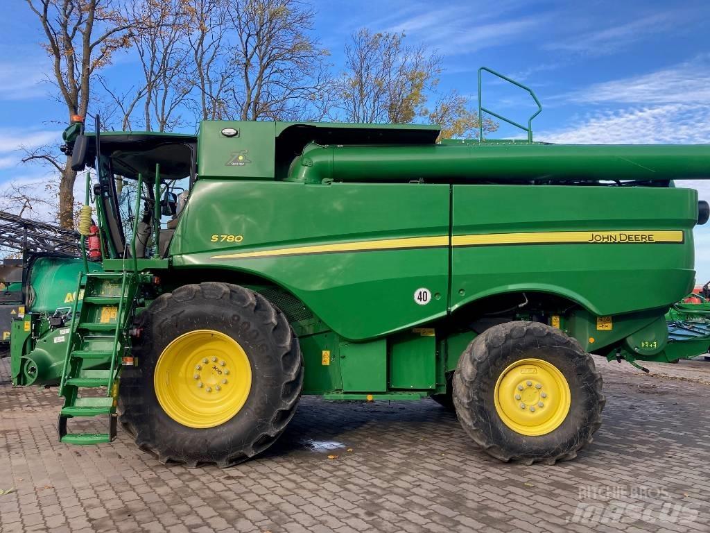 John Deere S 780 Moissonneuse batteuse