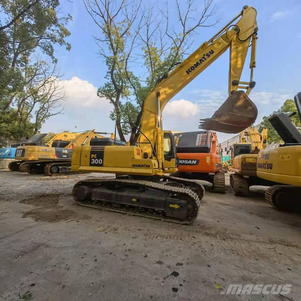 Komatsu PC 300 Pelle sur chenilles