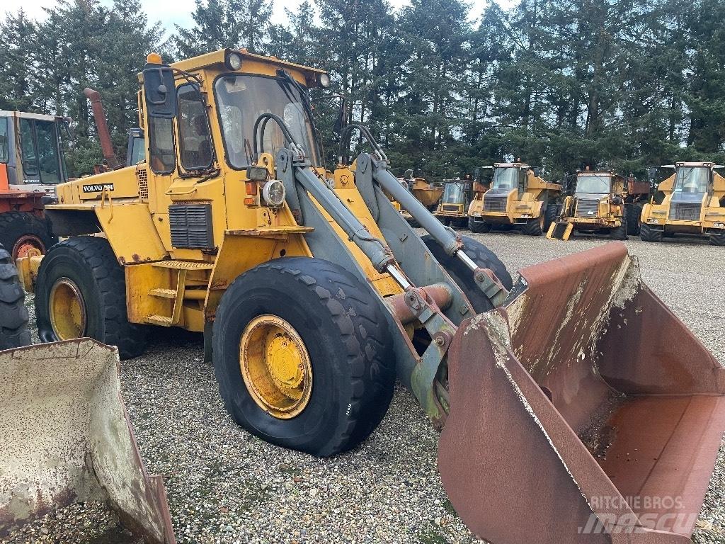 Volvo L90 Chargeuse sur pneus