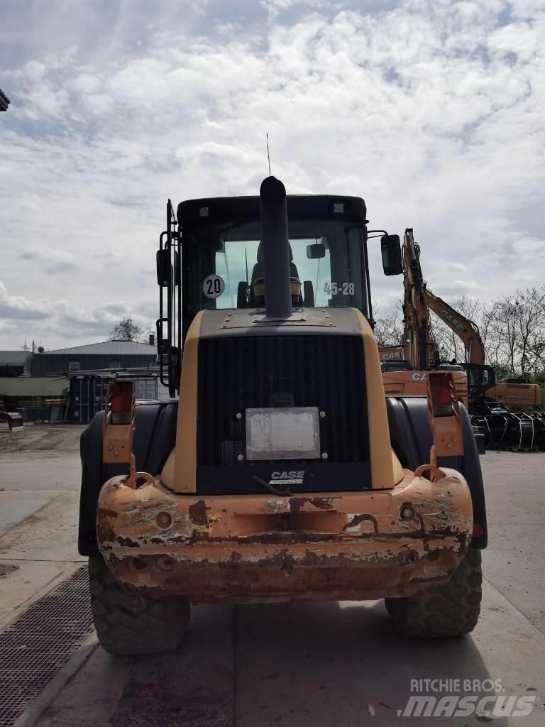 CASE 721F Z-Bar Chargeuse sur pneus