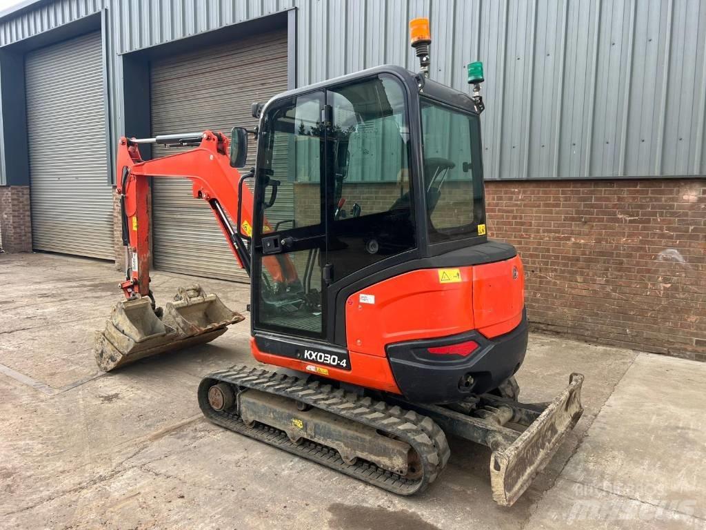 Kubota KX 030-4 Mini pelle < 7t