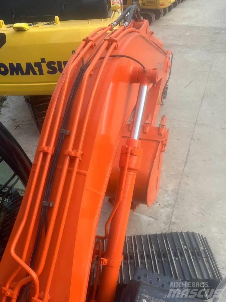 Hitachi ZX 120 Pelle sur chenilles