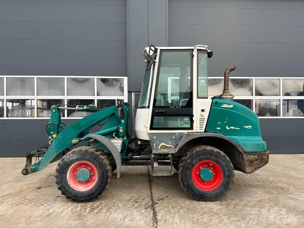 Liebherr L 506 Chargeuse sur pneus
