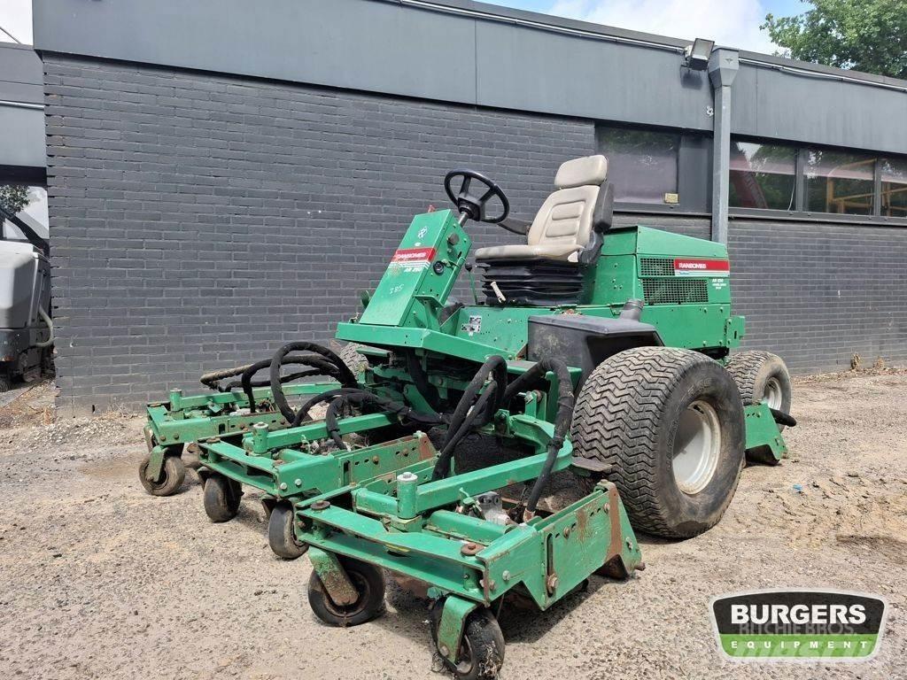 Ransomes AR250 Tondeuses montées