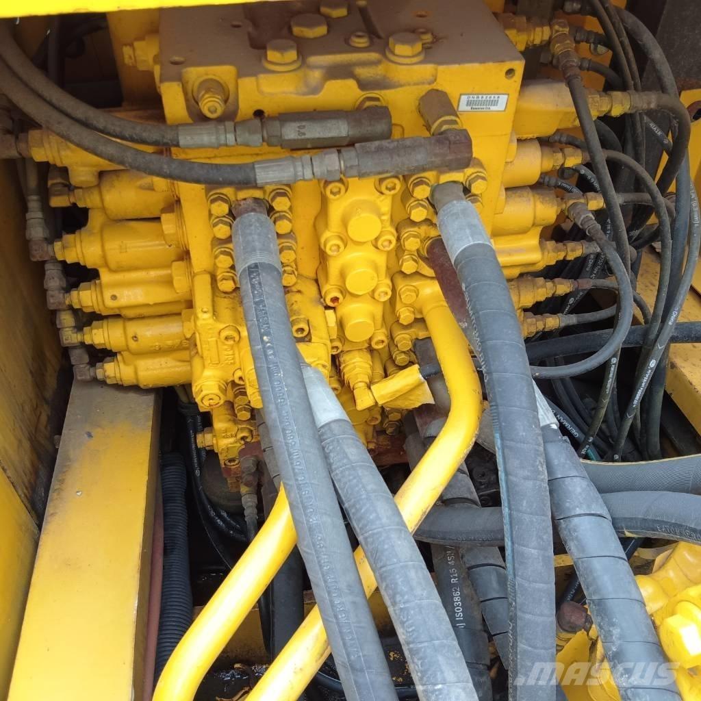 Komatsu PC 300-7 Pelle sur chenilles