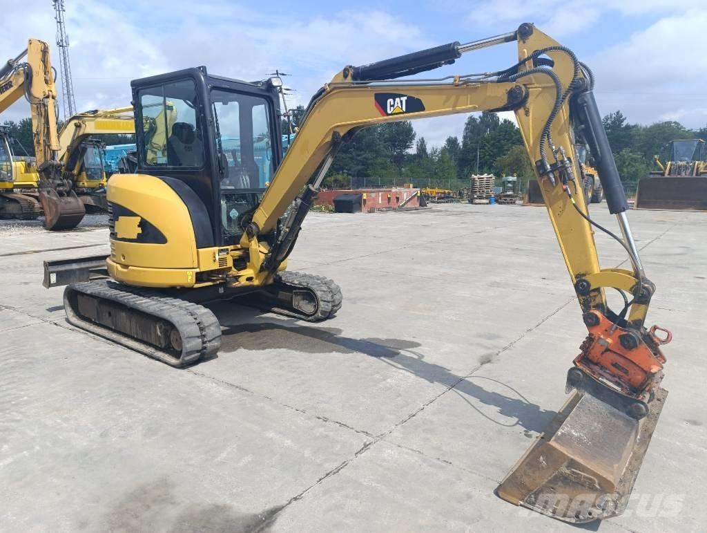 CAT 304 D Mini pelle < 7t
