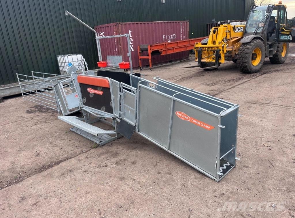  Ritchie Combi Clamp Autres matériels d'élevage