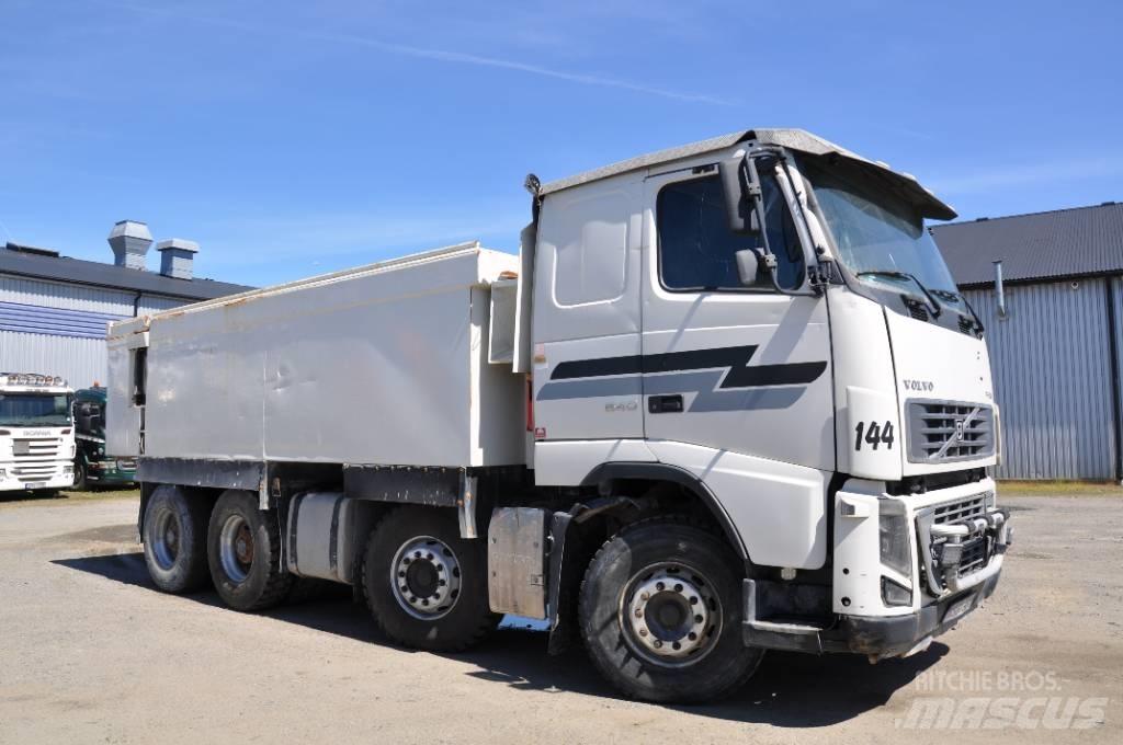 Volvo FH16 550 8X4 Camion benne