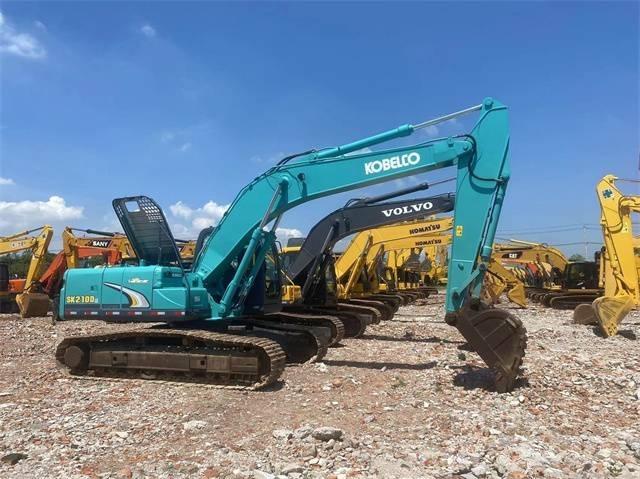 Kobelco SK 210 Pelle sur chenilles
