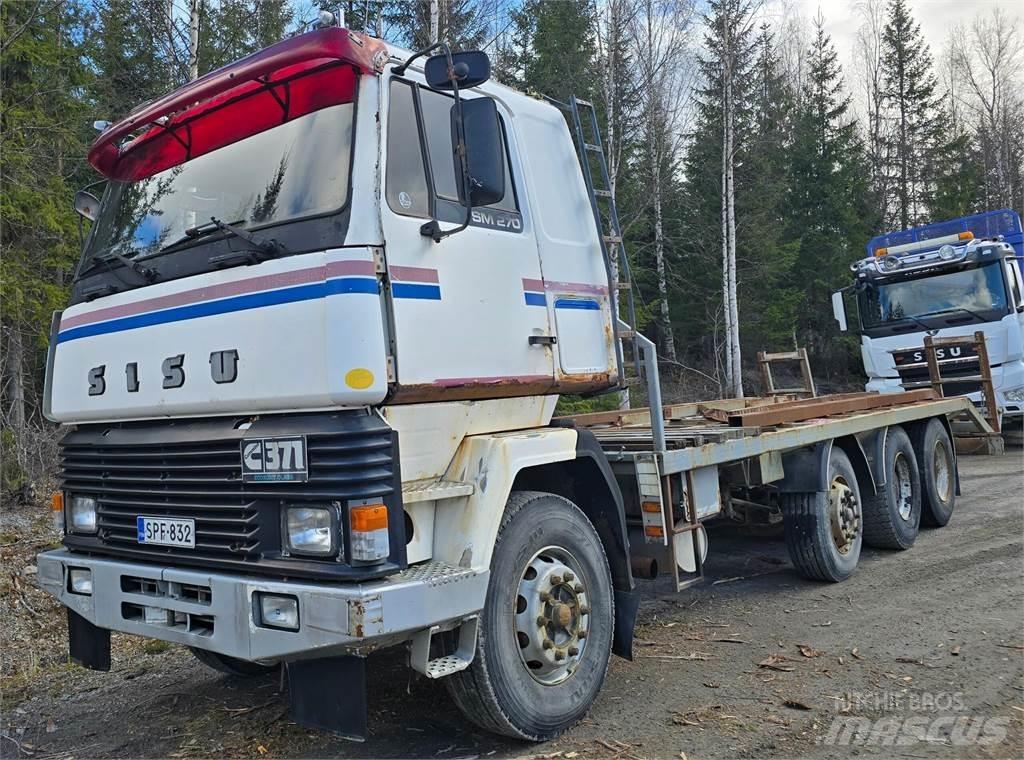 Sisu Sm 270 8X2 Camions de transport de machines forestières