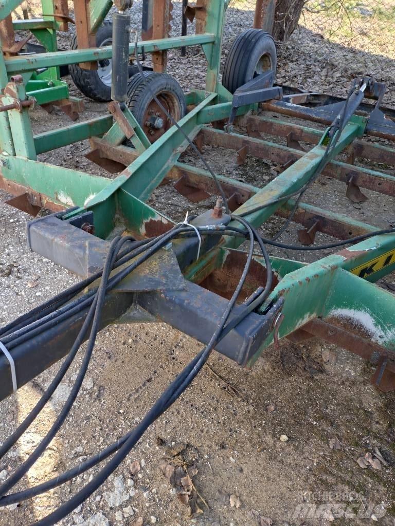 Kire 8,2m Charrue à dents