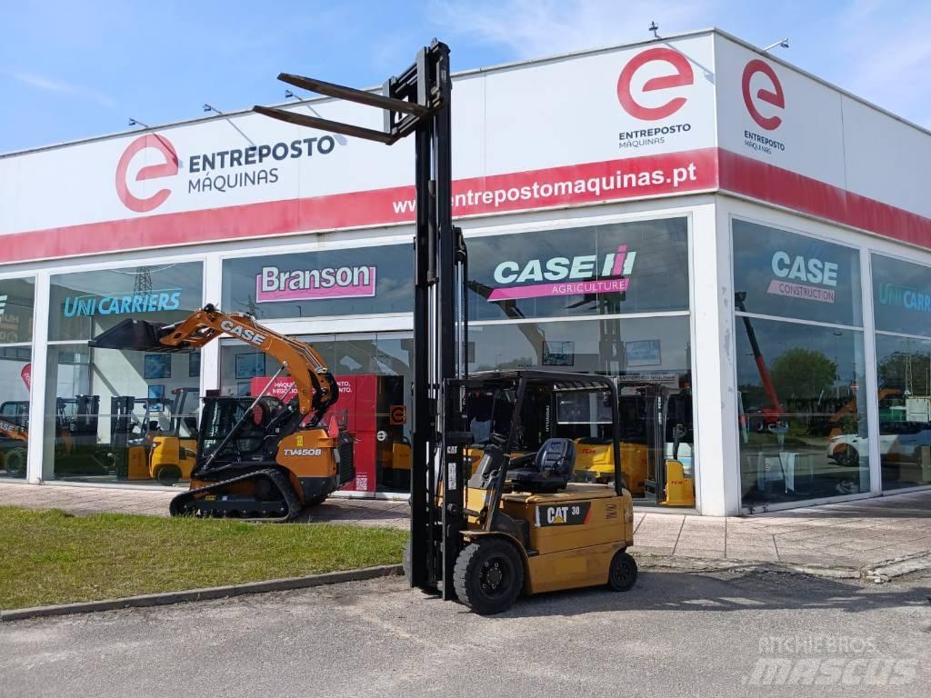 CAT EP 30 K PAC Chariots élévateurs électriques