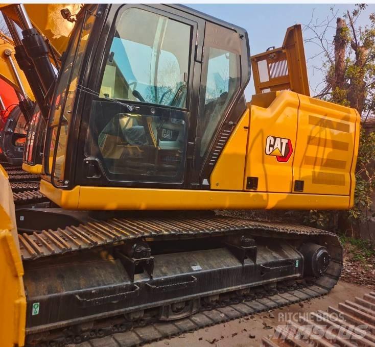 CAT 326 GC Pelle sur chenilles