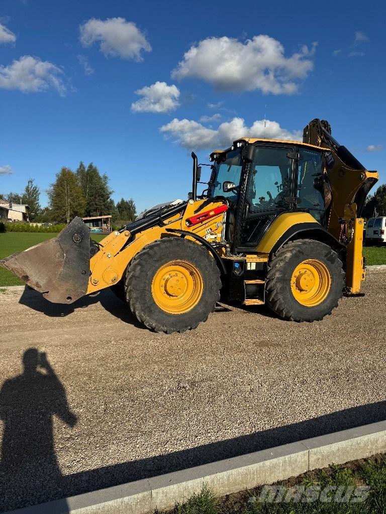 CAT 444 Tractopelle