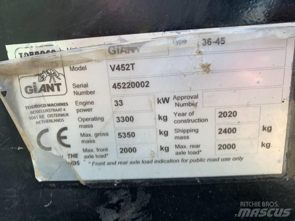 GiANT V 452 T Chargeuse multifonction