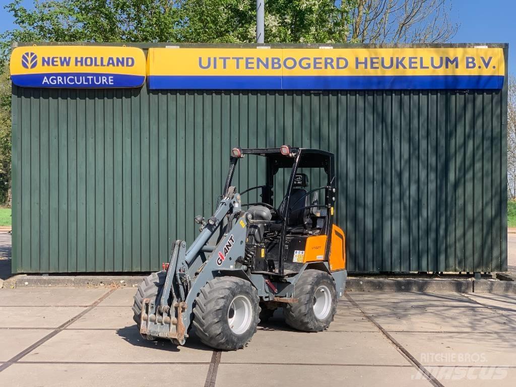 GiANT V 452 T Chargeuse multifonction