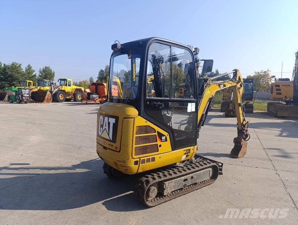 CAT 301.7 D Mini pelle < 7t