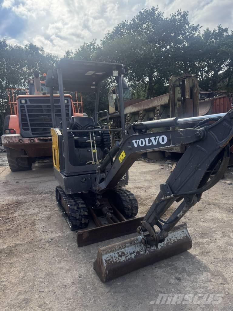 Volvo EC 15 Mini pelle < 7t