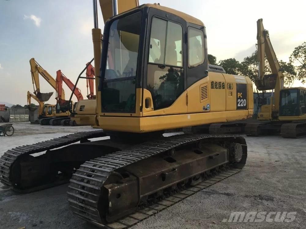 Komatsu PC 220-7 Pelle sur chenilles