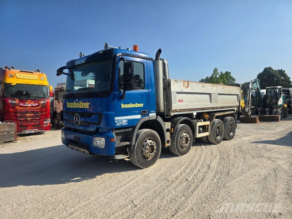Mercedes-Benz 3248 Camion benne