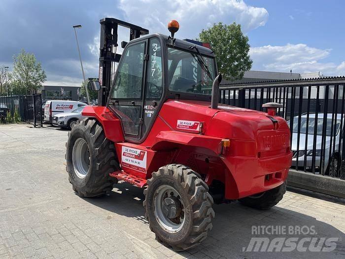 Manitou M30-4 Chariot tout terrain