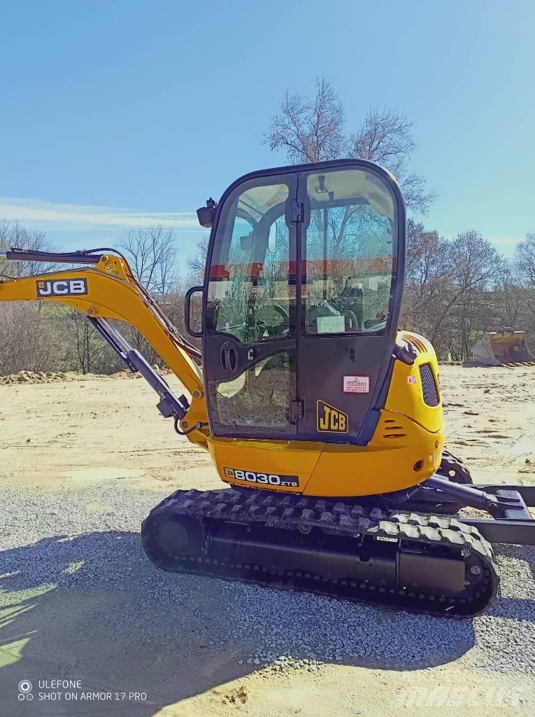 JCB 8030 ZTS Mini pelle < 7t