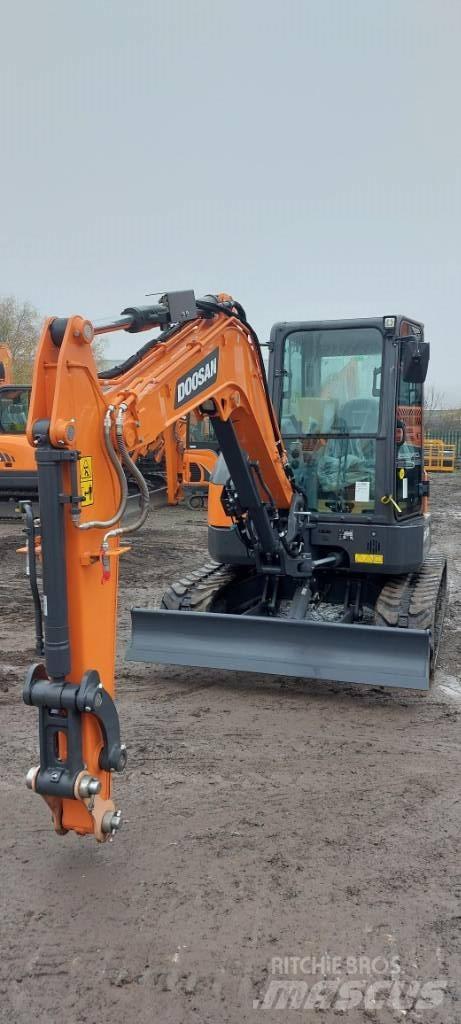 Doosan DX 50 Z Pelle sur chenilles