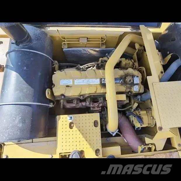 CAT 330 D Pelle sur chenilles