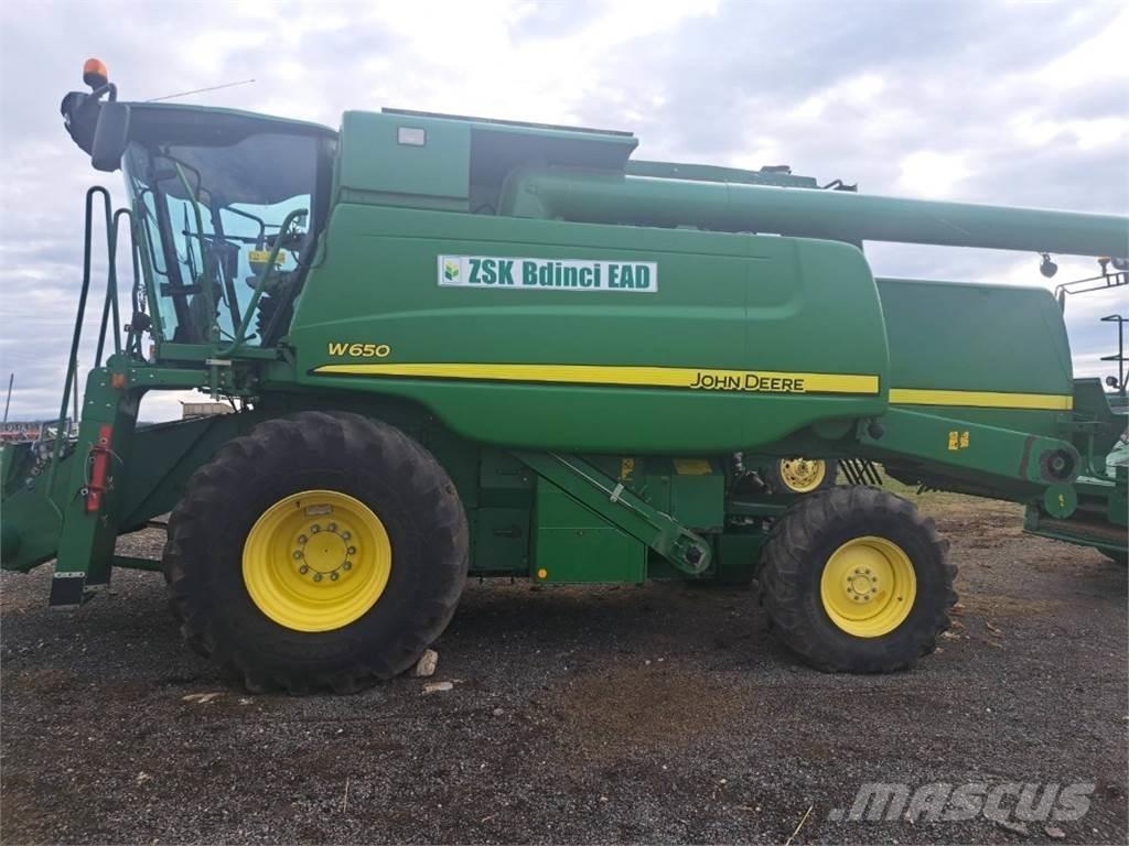 John Deere W650 Moissonneuse batteuse