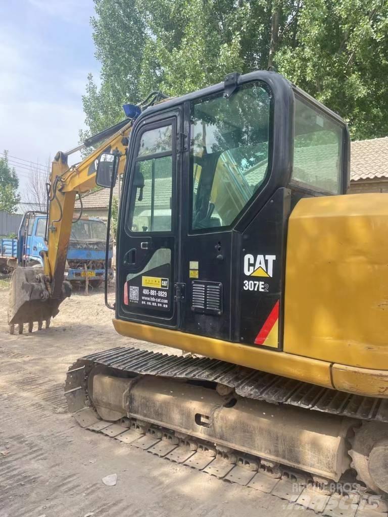 CAT 307 E2 Pelle sur chenilles