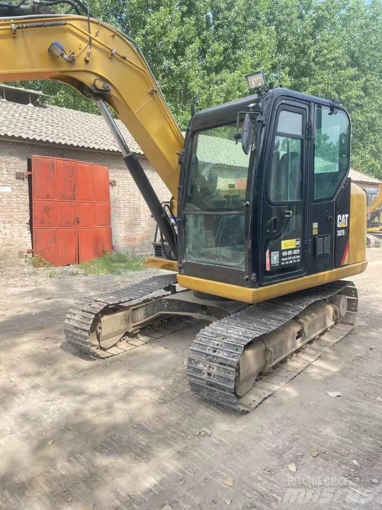 CAT 307 E2 Pelle sur chenilles
