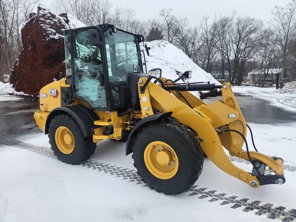 CAT 908m Chargeuse sur pneus