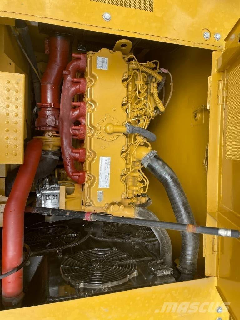 CAT CAT323 Mini pelle 7t-12t