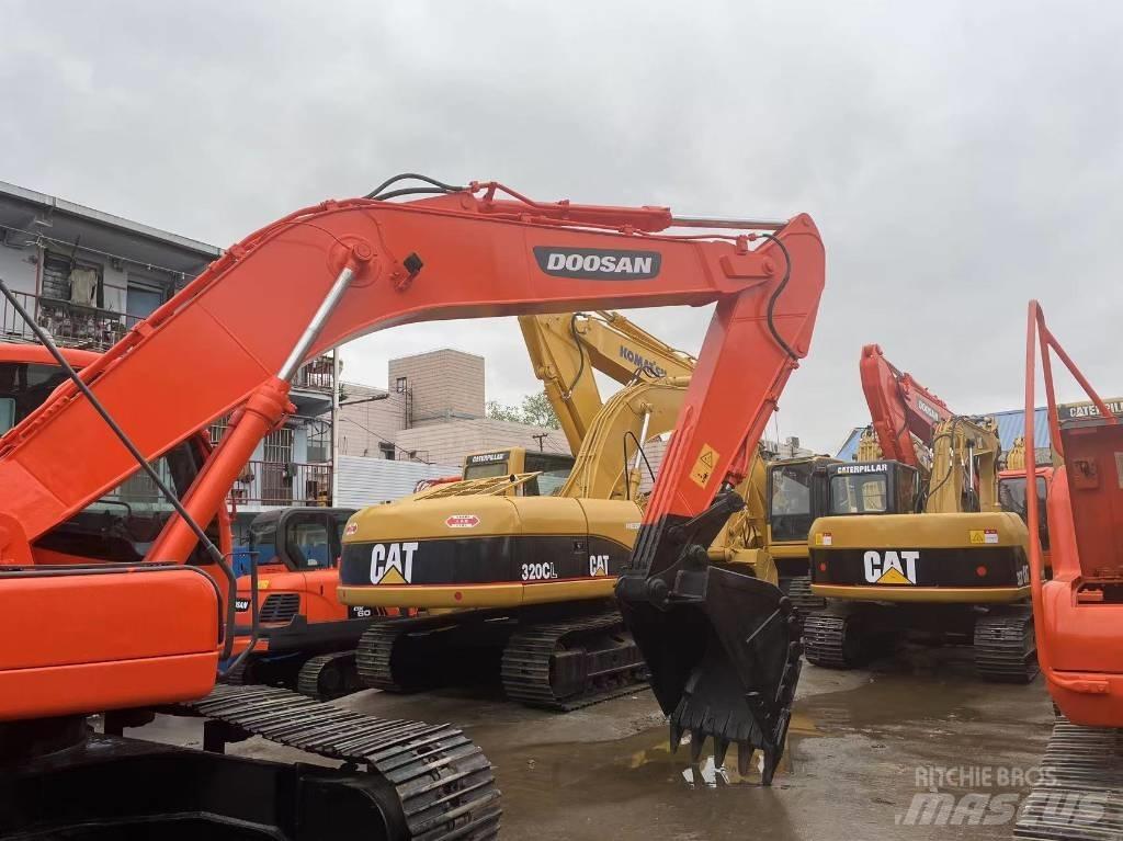 Doosan dx225 Pelle sur chenilles