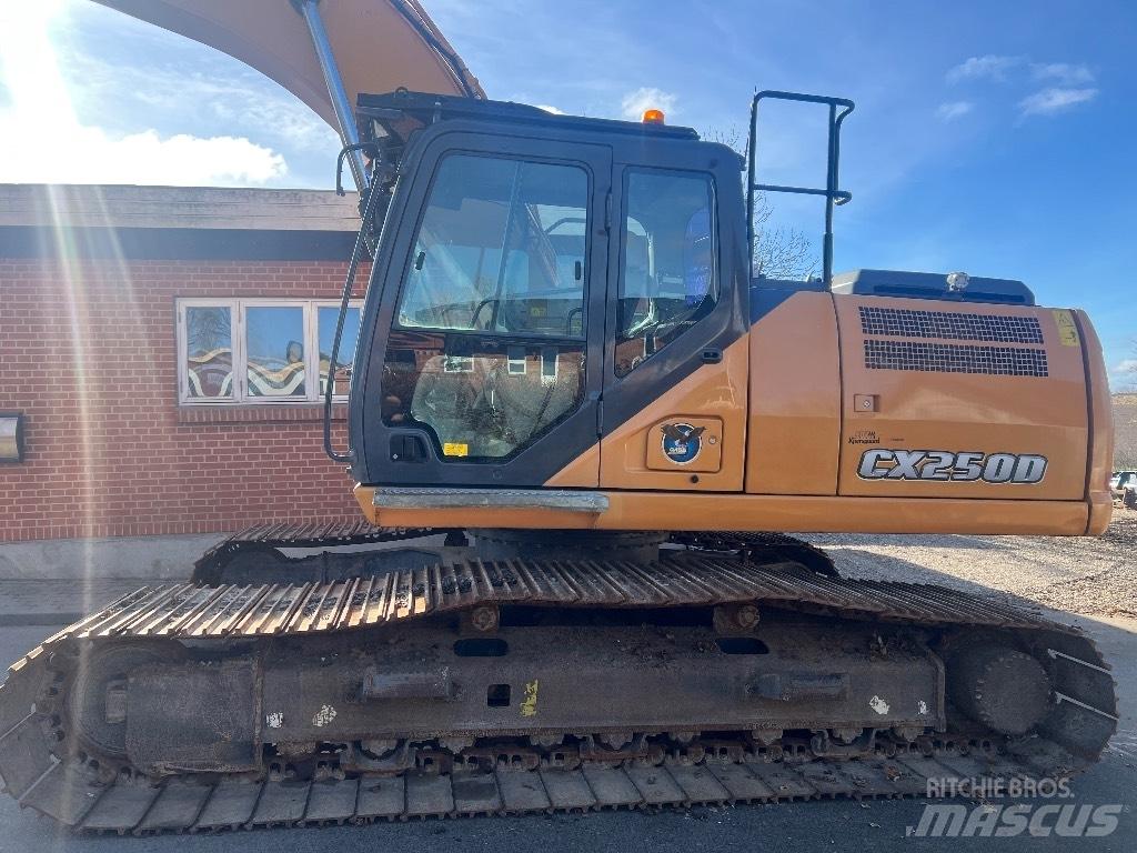 CASE CX 250 D Pelle sur chenilles