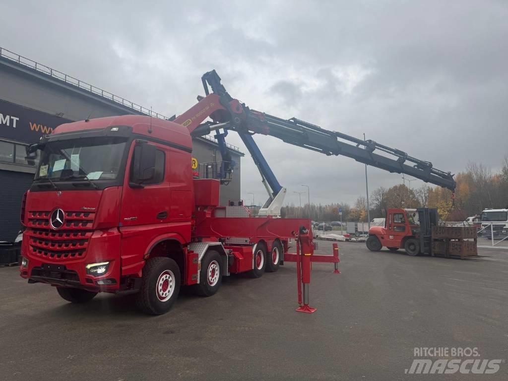 Mercedes-Benz 3258 Camion plateau ridelle avec grue