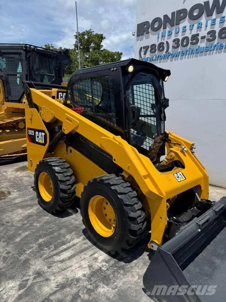 CAT 262 D Chargeuse compacte