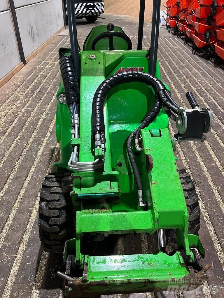 Avant 420 Chargeuse multifonction