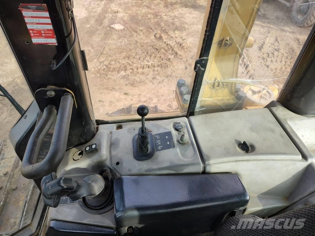 CAT D 6 N LGP Bouteurs sur chenilles