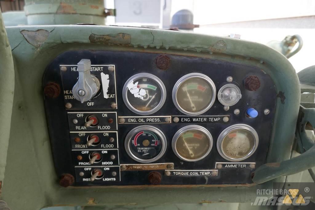 CAT D7F Ex-army Bouteurs sur chenilles