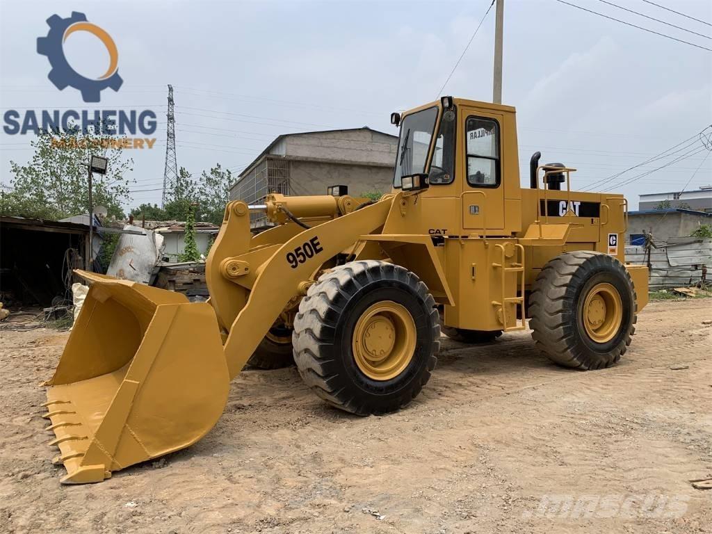 CAT 950 E Chargeuse sur pneus