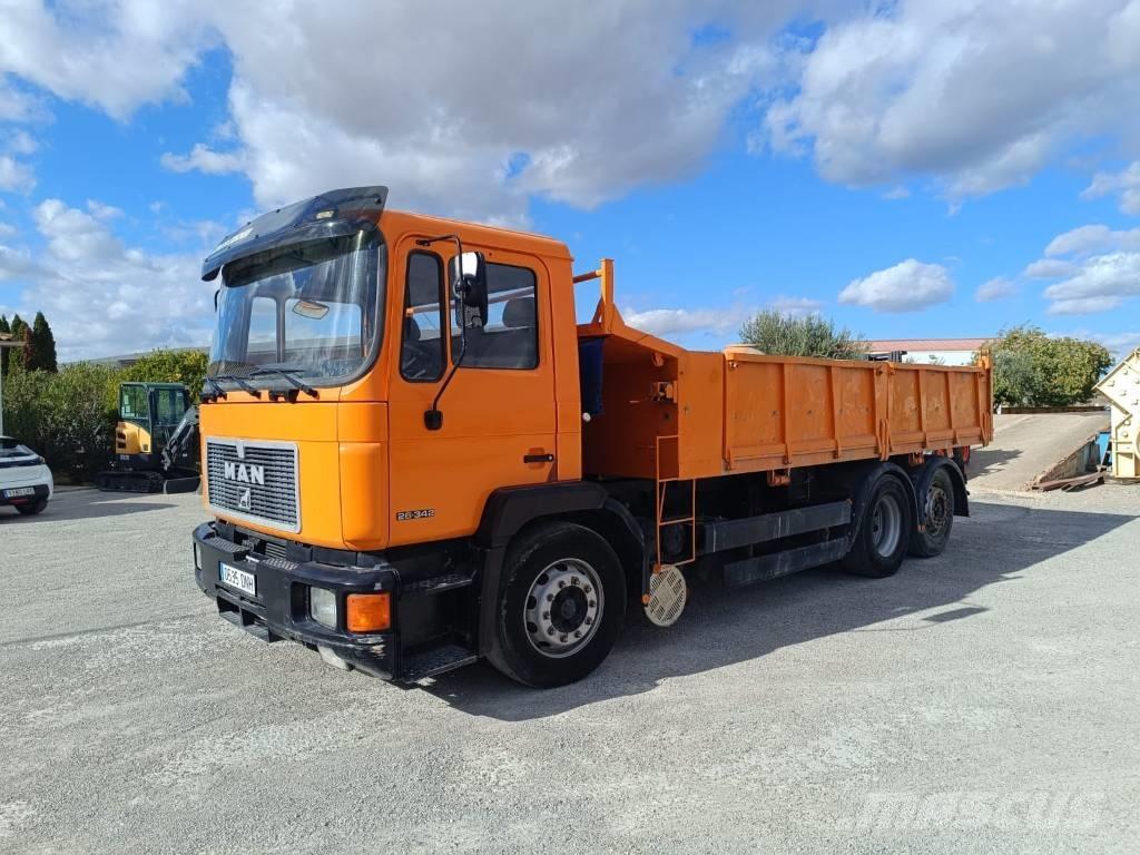 MAN 26.342 Camion benne