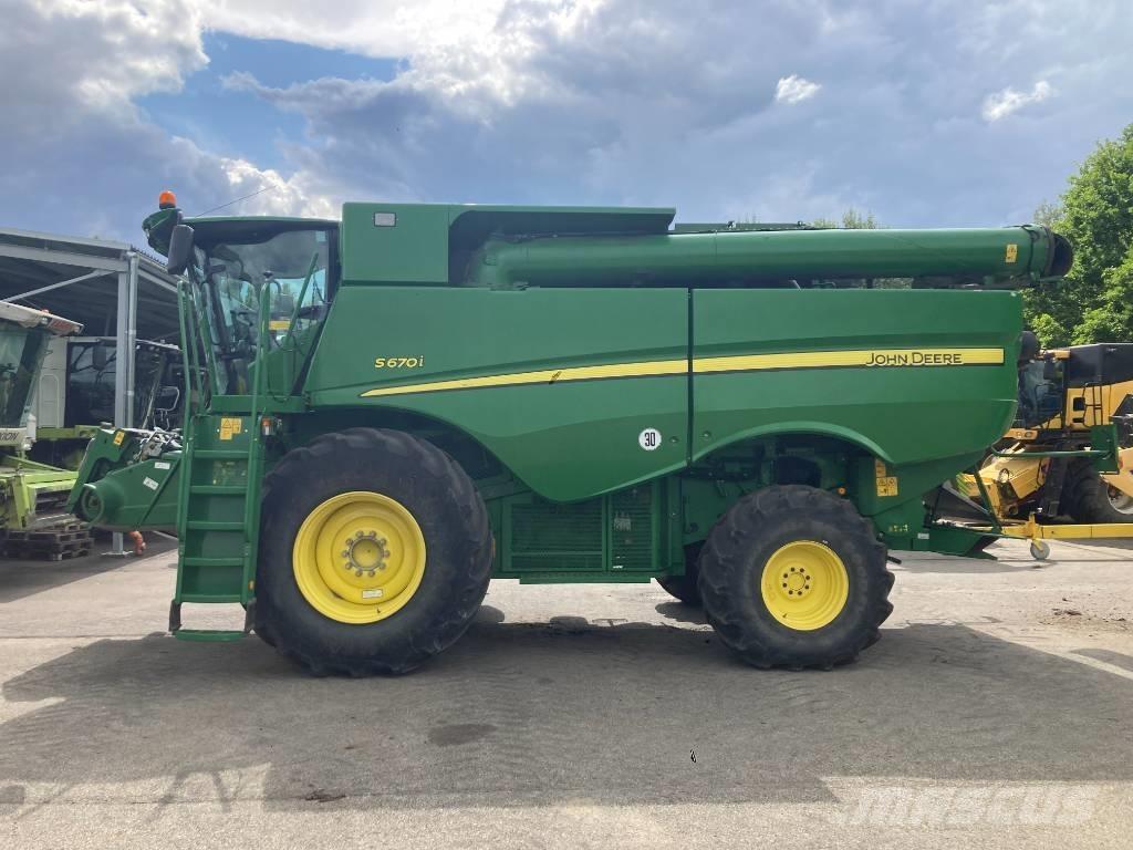 John Deere S 670 i Moissonneuse batteuse