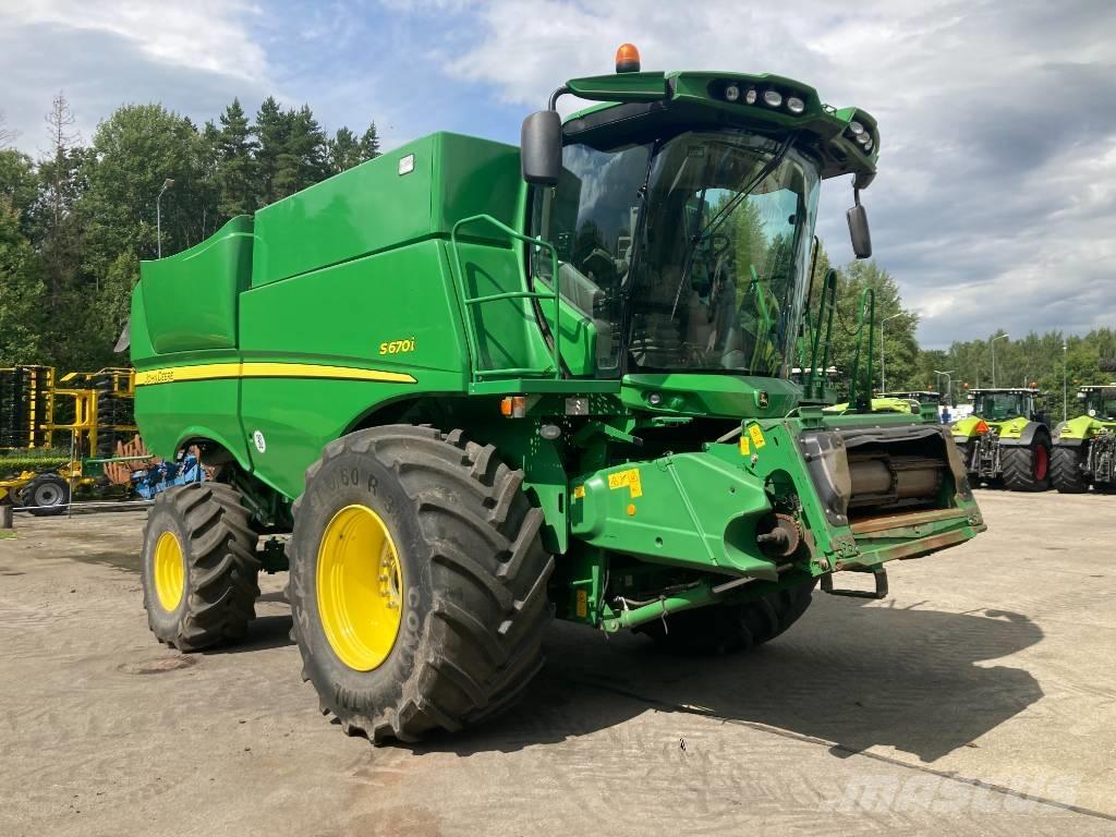 John Deere S 670 i Moissonneuse batteuse