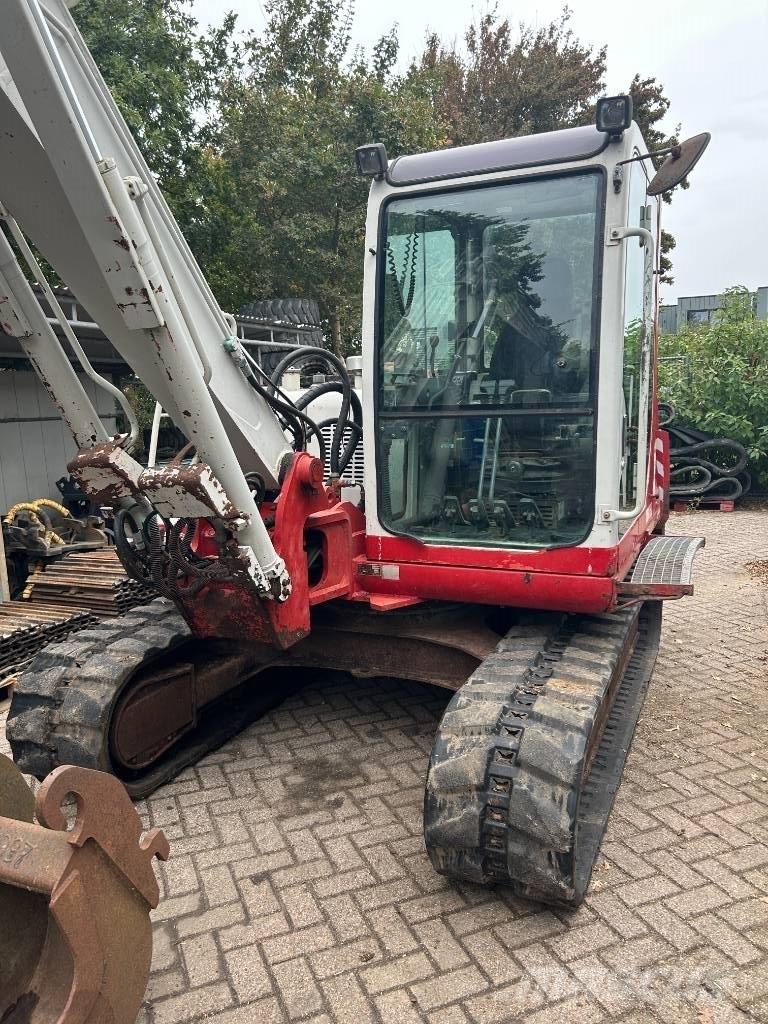 Takeuchi TB070 Mini pelle < 7t