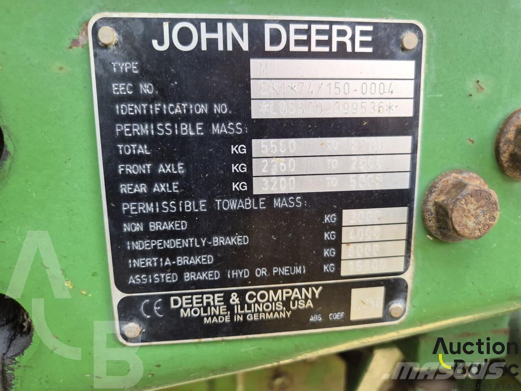 John Deere 5820 Tracteur