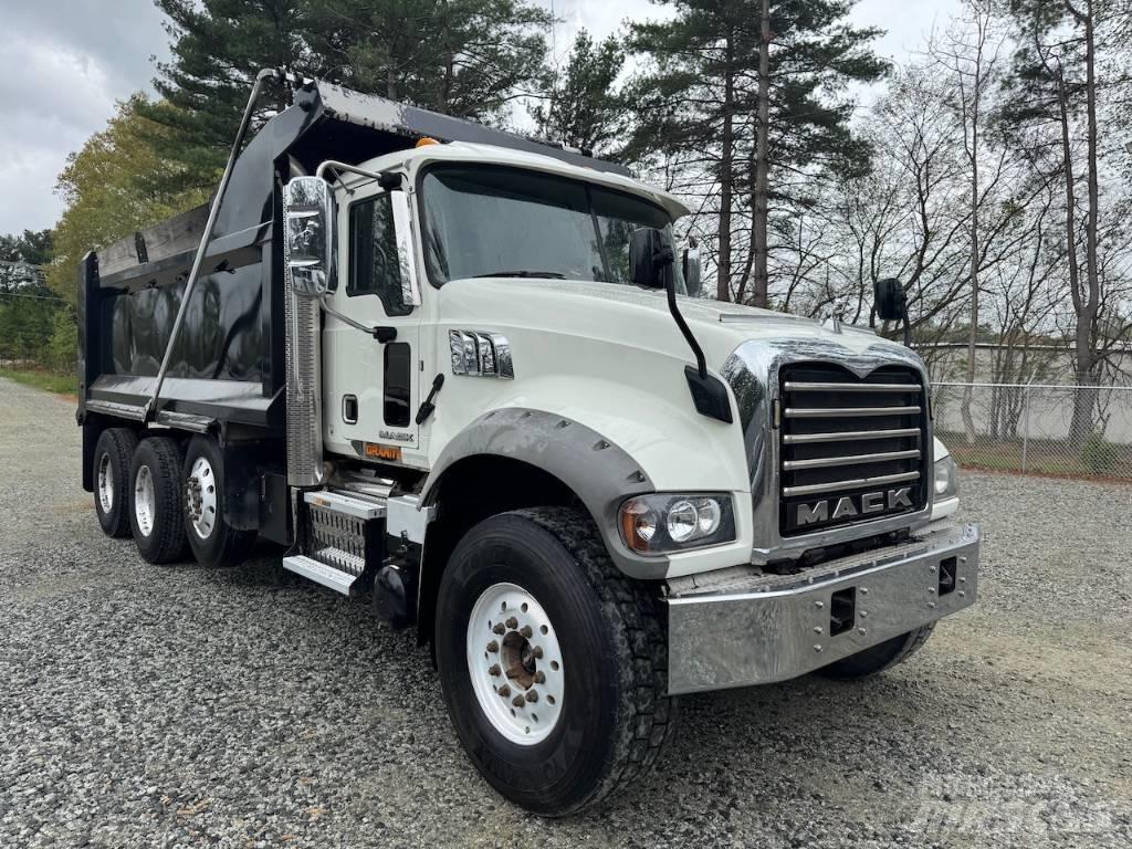 Mack GU433 Camion benne