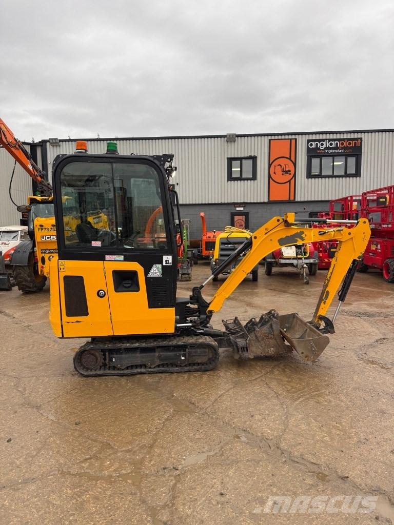 JCB 16 C Mini pelle < 7t